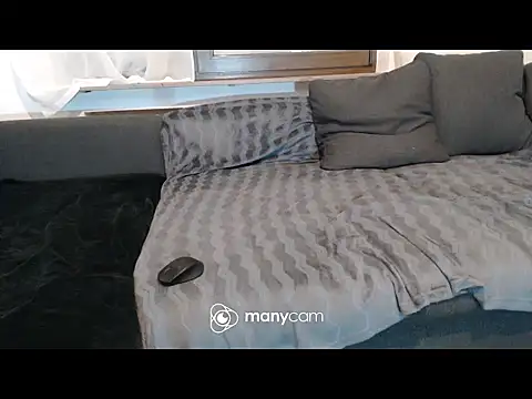 Snapshot of metalhead1970 chatting on October 2025 11:37:01 PM metalhead1970 online show from October 2025 11:37:01 PM