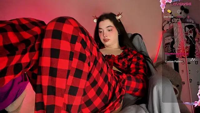 Snapshot of YsabellViveris chatting on December 2025 05:53:01 PM YsabellViveris online show from December 2025 05:53:01 PM