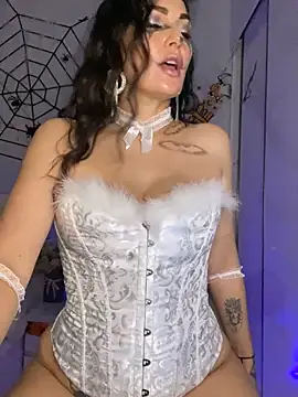 Snapshot of ImperialRice chatting on October 2025 10:04:02 PM ImperialRice online show from October 2025 10:04:02 PM