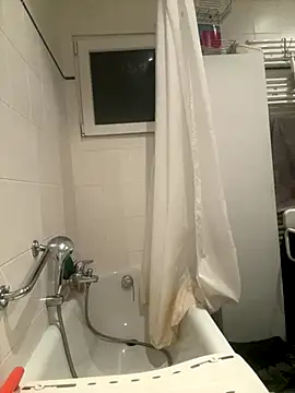 Snapshot of shehandme chatting on October 2025 02:59:02 PM shehandme online show from October 2025 02:59:02 PM