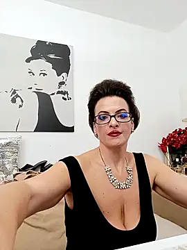 RebeccaNoble online show from November 2025 08:07:02 PM