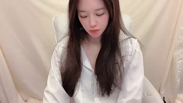 Tw Zoella online show from January 2026 03:26:01 PM