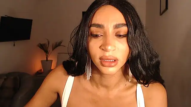 Snapshot of destinne_mill_ chatting on December 2025 10:24:02 AM destinne mill online show from December 2025 10:24:02 AM