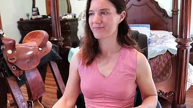 Snapshot of thornburyrose chatting on March 2025 08:03:02 PM thornburyrose online show from March 2025 08:03:02 PM