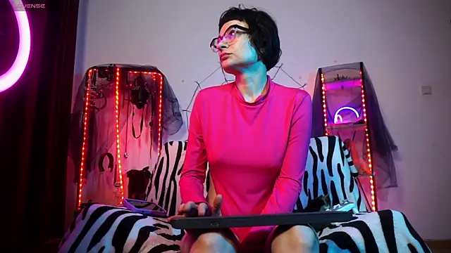 Snapshot of CyberXGoddess chatting on November 2025 02:00:01 AM CyberXGoddess online show from November 2025 02:00:01 AM