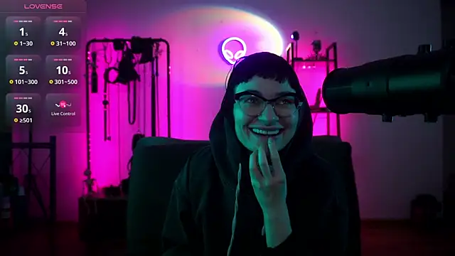 Snapshot of CyberXGoddess chatting on December 2025 12:08:01 AM CyberXGoddess online show from December 2025 12:08:01 AM