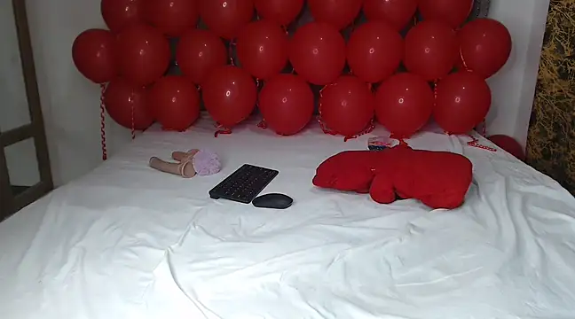 Snapshot of Naughtymis chatting on February 2025 05:50:02 PM Naughtymis online show from February 2025 05:50:02 PM