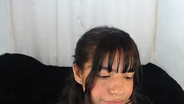 Snapshot of Liz_Galactic chatting on February 2025 07:07:02 AM Liz Galactic online show from February 2025 07:07:02 AM