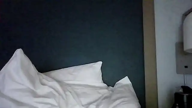 Maculine Stayr online show from April 2026 02:33:02 AM