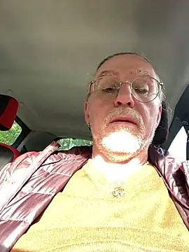 Snapshot of owlbimaik@xh chatting on October 2025 11:09:01 AM owlbimaikxh online show from October 2025 11:09:01 AM