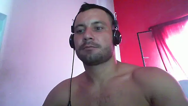 Snapshot of body_x29 chatting on March 2025 04:35:02 PM body x29 online show from March 2025 04:35:02 PM