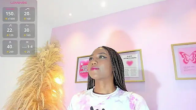 EmmySweett online show from December 2025 08:13:02 PM