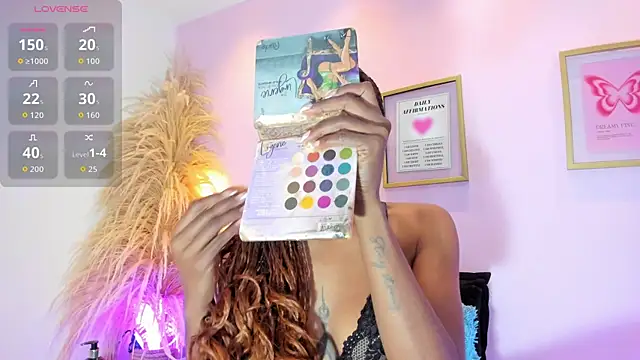 EmmySweett online show from December 2025 08:26:02 PM