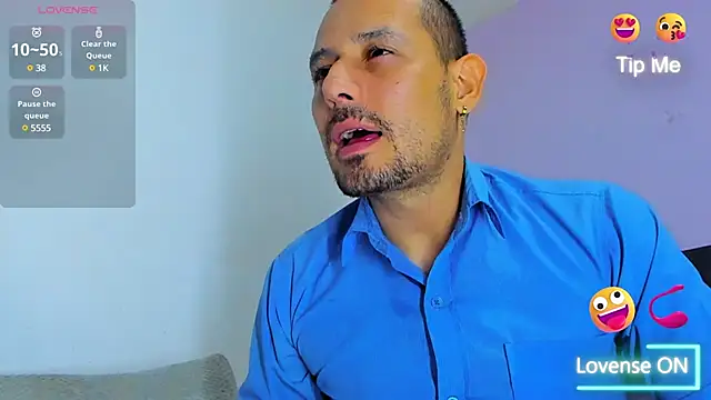 jhonyalzate2 online show from December 2024 08:41:01 AM