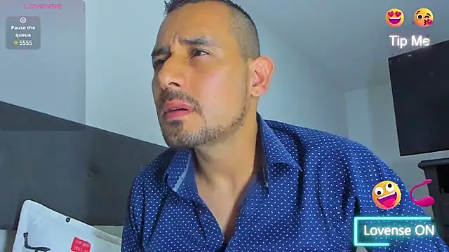 jhonyalzate2 online show from February 2025 01:24:02 AM