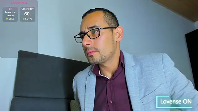 Snapshot of jhonyalzate2 chatting on December 2025 01:11:01 AM jhonyalzate2 online show from December 2025 01:11:01 AM