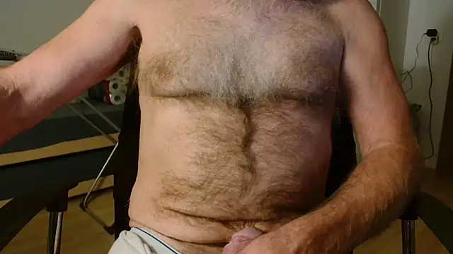 Snapshot of lumpi99 chatting on October 2025 02:26:02 AM lumpi99 online show from October 2025 02:26:02 AM