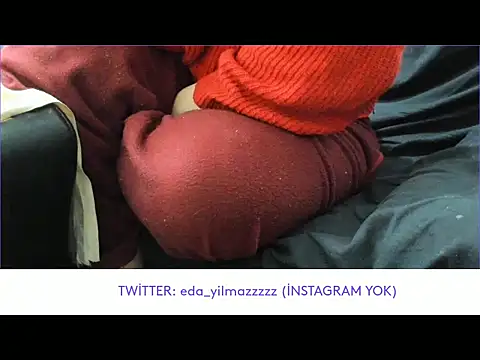 Snapshot of sexy_modelll chatting on March 2025 02:25:02 PM sexy modelll online show from March 2025 02:25:02 PM