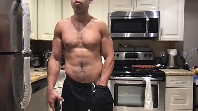 Snapshot of BigGuyMuscle chatting on April 2026 02:51:02 AM BigGuyMuscle online show from April 2026 02:51:02 AM