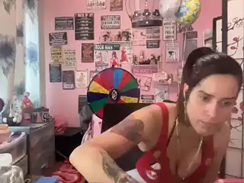 Snapshot of latinacubana chatting on December 2024 05:14:01 PM latinacubana online show from December 2024 05:14:01 PM