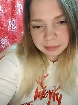 Zuli Kiska online show from December 2024 08:33:01 PM