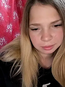 Zuli Kiska online show from October 2025 11:10:01 AM