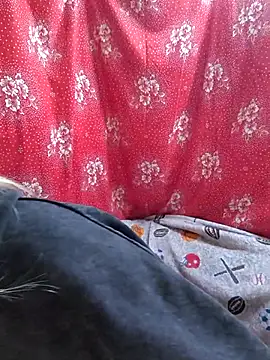 Zuli Kiska online show from October 2025 08:26:01 PM