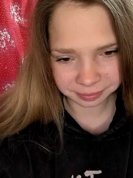 Zuli Kiska online show from April 2026 06:19:01 AM