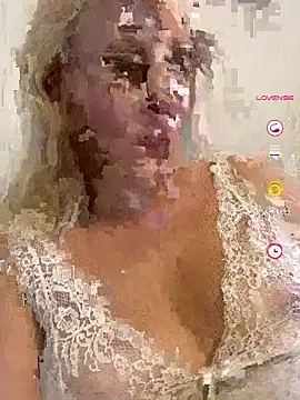 YourBlondee online show from July 2026 12:57:02 PM