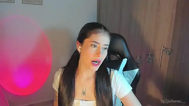 iriswest  online show from January 2025 01:45:01 AM