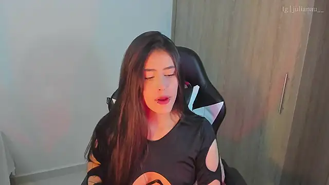 iriswest  online show from January 2025 12:38:01 AM