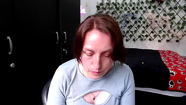 kittykalor09 online show from March 2026 10:21:02 PM