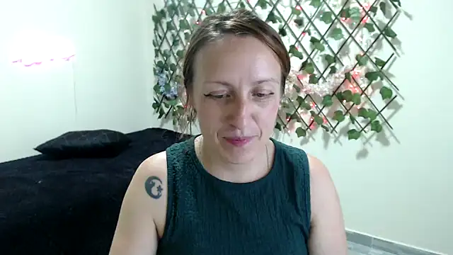 Snapshot of kittykalor09 chatting on May 2026 12:18:02 AM kittykalor09 online show from May 2026 12:18:02 AM