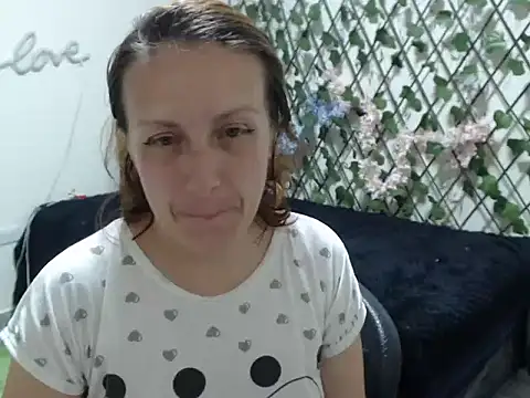Snapshot of kittykalor09 chatting on May 2026 12:40:02 AM kittykalor09 online show from May 2026 12:40:02 AM