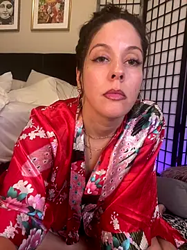 Snapshot of bellafreakyfun chatting on September 2025 03:39:01 AM bellafreakyfun online show from September 2025 03:39:01 AM