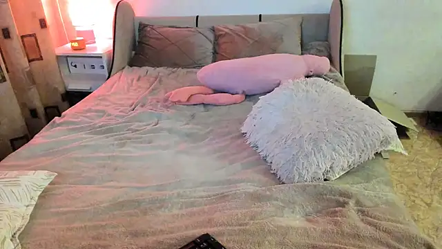 Vivian Davis online show from January 2025 06:51:02 PM