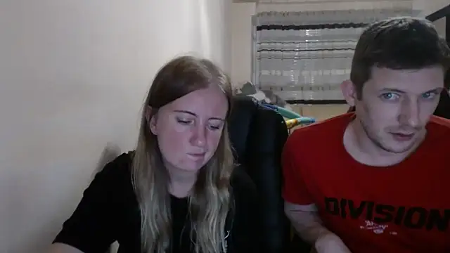 Snapshot of PeterAndJen chatting on September 2025 05:27:01 PM PeterAndJen online show from September 2025 05:27:01 PM