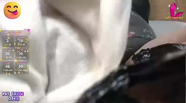 Snapshot of agathamiller01 chatting on March 2025 01:52:02 AM agathamiller01 online show from March 2025 01:52:02 AM