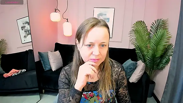 Snapshot of GabrielGold chatting on November 2025 08:44:01 PM GabrielGold online show from November 2025 08:44:01 PM