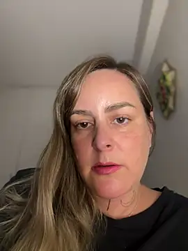 Snapshot of misslulipop chatting on February 2025 12:36:02 AM misslulipop online show from February 2025 12:36:02 AM