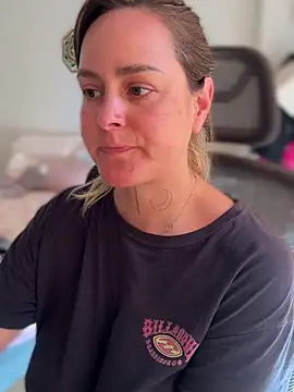 Snapshot of misslulipop chatting on March 2025 04:28:02 PM misslulipop online show from March 2025 04:28:02 PM