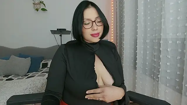 diosa cadenas online show from February 2026 07:37:02 PM