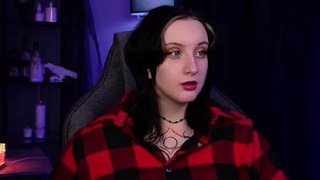 AsheLucker online show from February 2026 07:17:02 PM