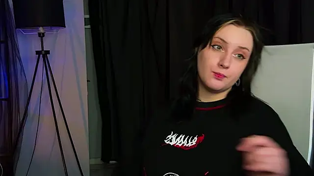 AsheLucker online show from February 2026 11:03:01 PM