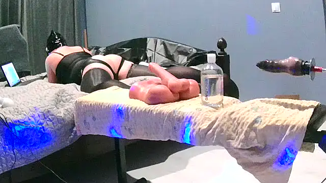 Snapshot of sassHart chatting on November 2025 07:16:01 PM sassHart online show from November 2025 07:16:01 PM