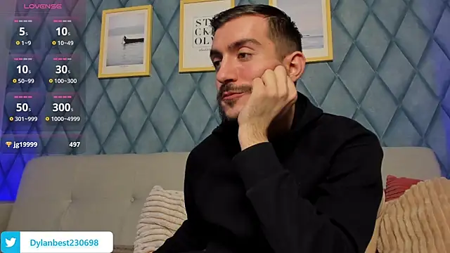 Snapshot of Dylan_Best chatting on March 2025 01:51:01 PM Dylan Best online show from March 2025 01:51:01 PM