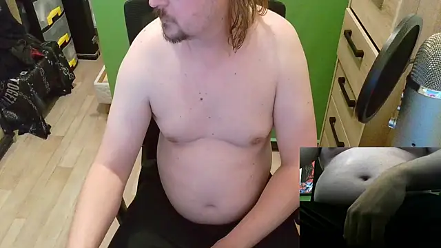 Snapshot of ashandmia chatting on October 2025 08:20:01 PM ashandmia online show from October 2025 08:20:01 PM