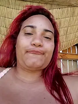 Hilarybunnyy online show from December 2024 05:11:02 PM