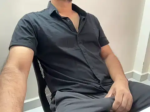 Arjun78877 online show from October 2025 09:07:01 AM