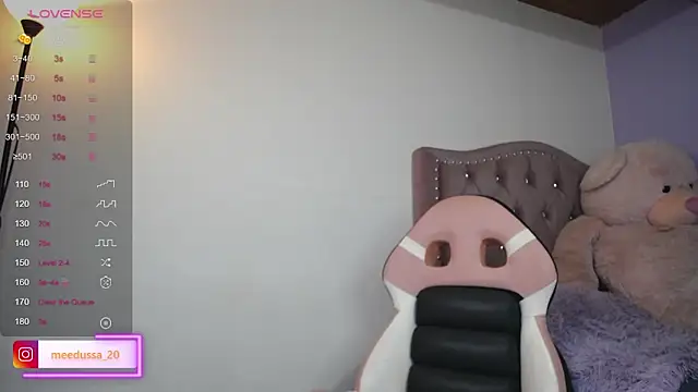 meedussa 20  online show from January 2025 06:11:01 AM